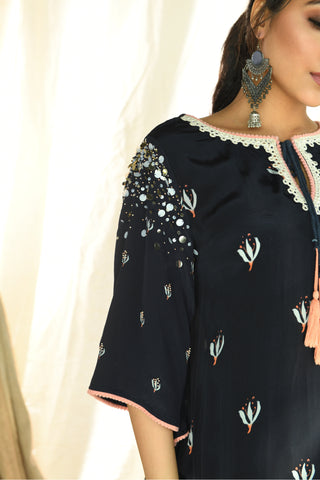 Clover Kurta Set